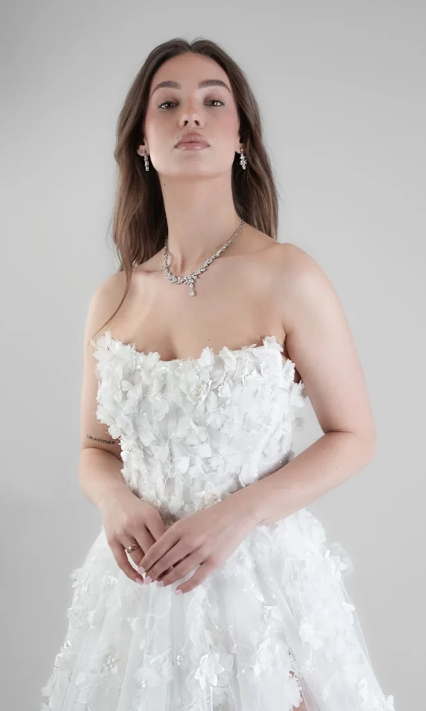 Suknia ślubna w stylu Glamour